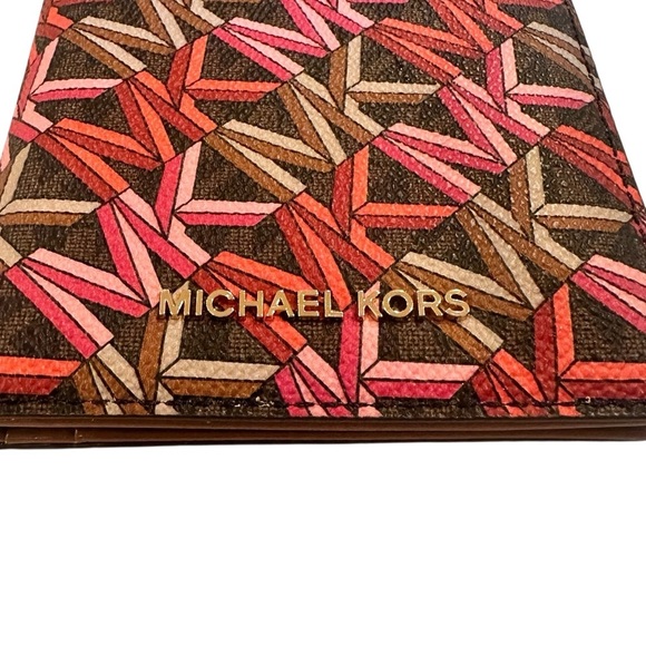 MICHAEL Michael Kors Logo Bedford Medium Travel Passport Wallet NEW - Picture 7 of 12